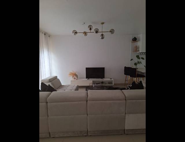 3 BEDROOM APARTMENT TO LET IN GLENWOOD